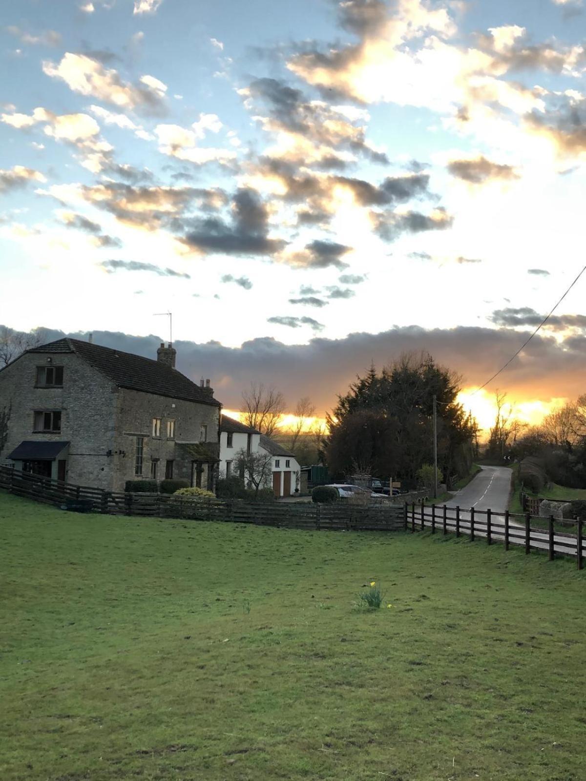 Bed and Breakfast Astwell Mill Helmdon Esterno foto